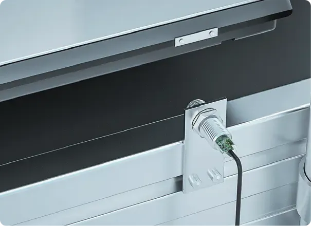 drawer roller