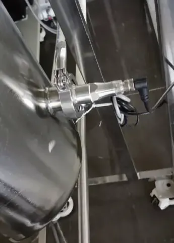 Linear scanning CCD sensor